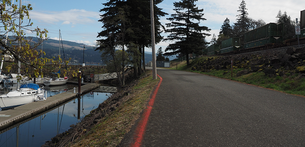 The marina next to the existing fire lane in Cascade Locks.